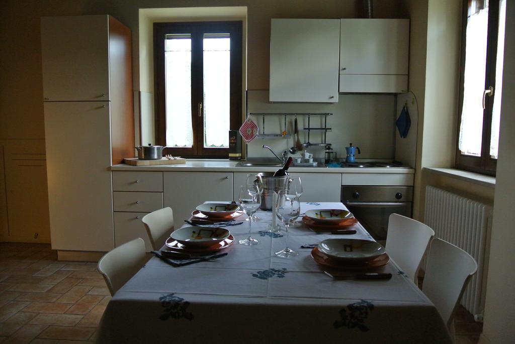 Agriturismo Valdappio Urbino Habitación foto
