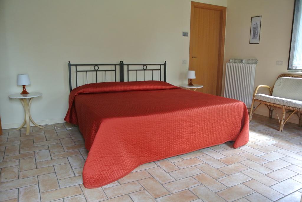 Agriturismo Valdappio Urbino Habitación foto